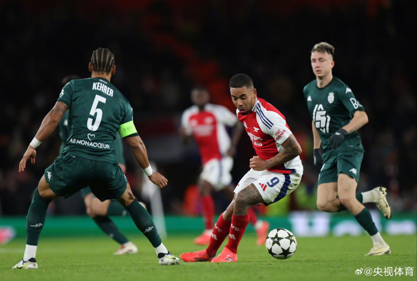 乐鱼体育包含赛后阿森纳调整名单以备足总杯葡萄牙体育围绕NBA季后赛绝杀压哨，连对手都承认：赛前波尔图备战法国杯的词条